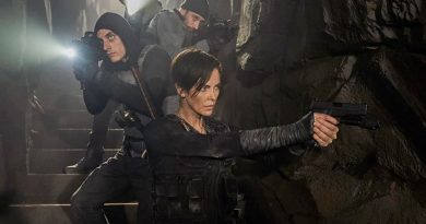Andy (Charlize Theron) led a team of immortal warriors in Netflix's "The Old Guard".