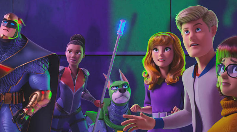 (L-R) Blue Falcon (voiced by Mark Wahlberg), Dee Dee Skyes (Kiersey Clemons), Dynomutt the Dog Wonder (Ken Jeong), Daphne (Amanda Seyfried), Fred (Zac Efron) and Velma (Gina Rodriguez) in "Scoob!" (2020)