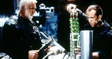 Sean Connery and Nicolas Cage in "The Rock" (1996)