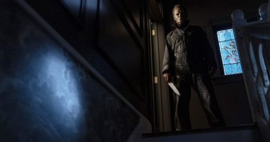 Michael Myers is back in "Halloween Kills" (2021)