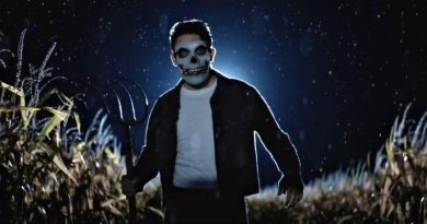 A scene from "Dark Harvest" (2023)