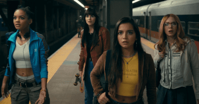 (L-R) Celeste O'Connor, Dakota Johnson, Isabela Merced and Sydney Sweeney in "Madame Web" (2024)