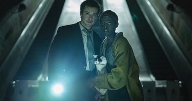 Lupita Nyong'o, Joseph Quinn and Frodo the cat in "A Quiet Place: Day One" (2024)