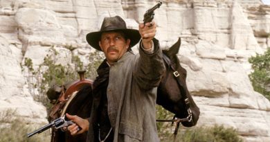 Kevin Costner plays the titular lawman in "Wyatt Earp" 30th anniversary