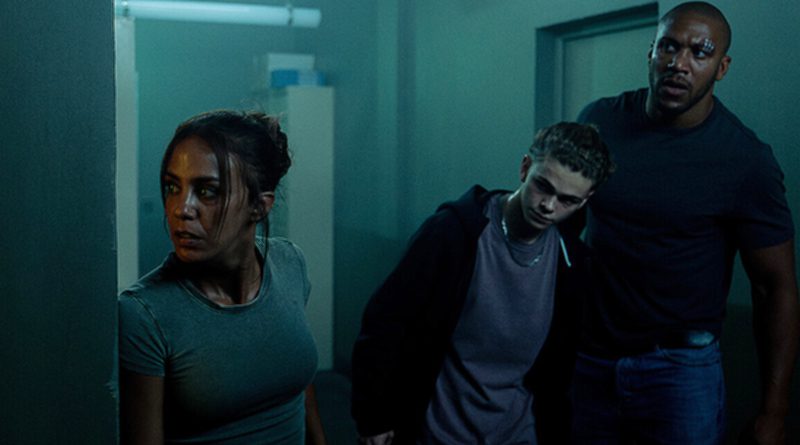 (L-R) Alice Belaïdi, Maleaume Paquin and Cyril Gane in Netflix's "K.O." (2025)
