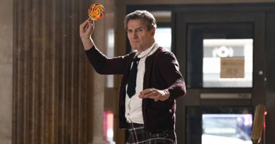 Liam Neeson plays Lt. Frank Drebin Jr. in "The Naked Gun" (2025)