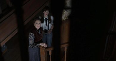Vera Farmiga and Mia Tomlinson in "The Conjuring: Last Rites" (2025)