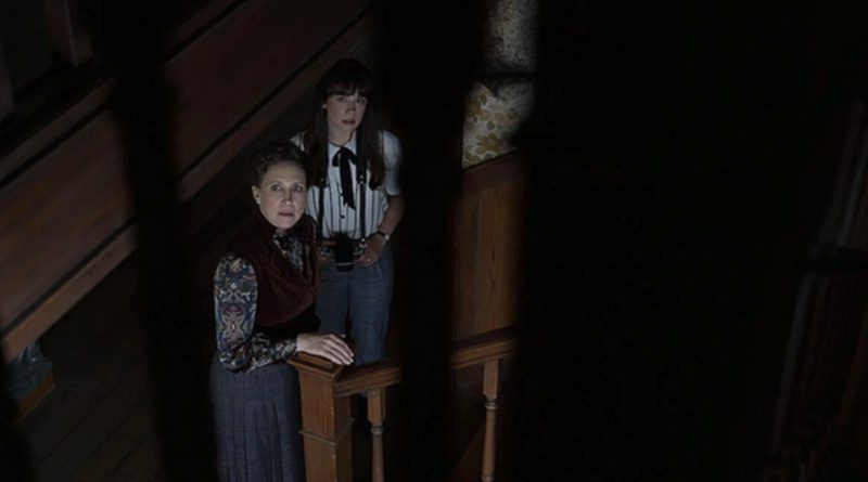Vera Farmiga and Mia Tomlinson in "The Conjuring: Last Rites" (2025)