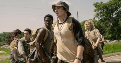 Cooper Hoffman and David Jonsson in "The Long Walk" (2025)